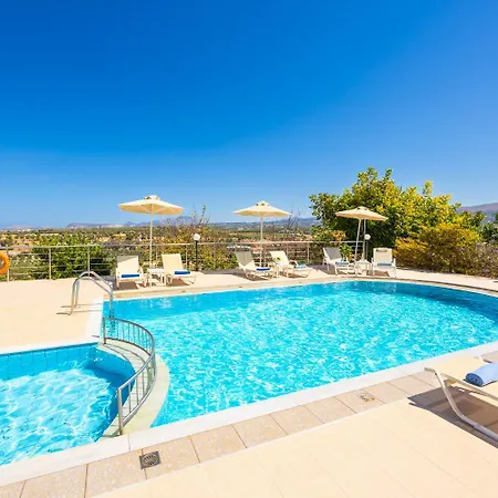Diamantis Villa
