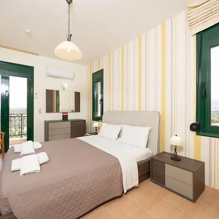 Diamantis Villa